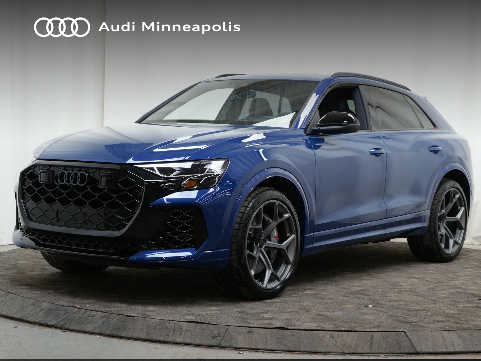 Thumbnail: 2026 Audi RS Q8 - 1