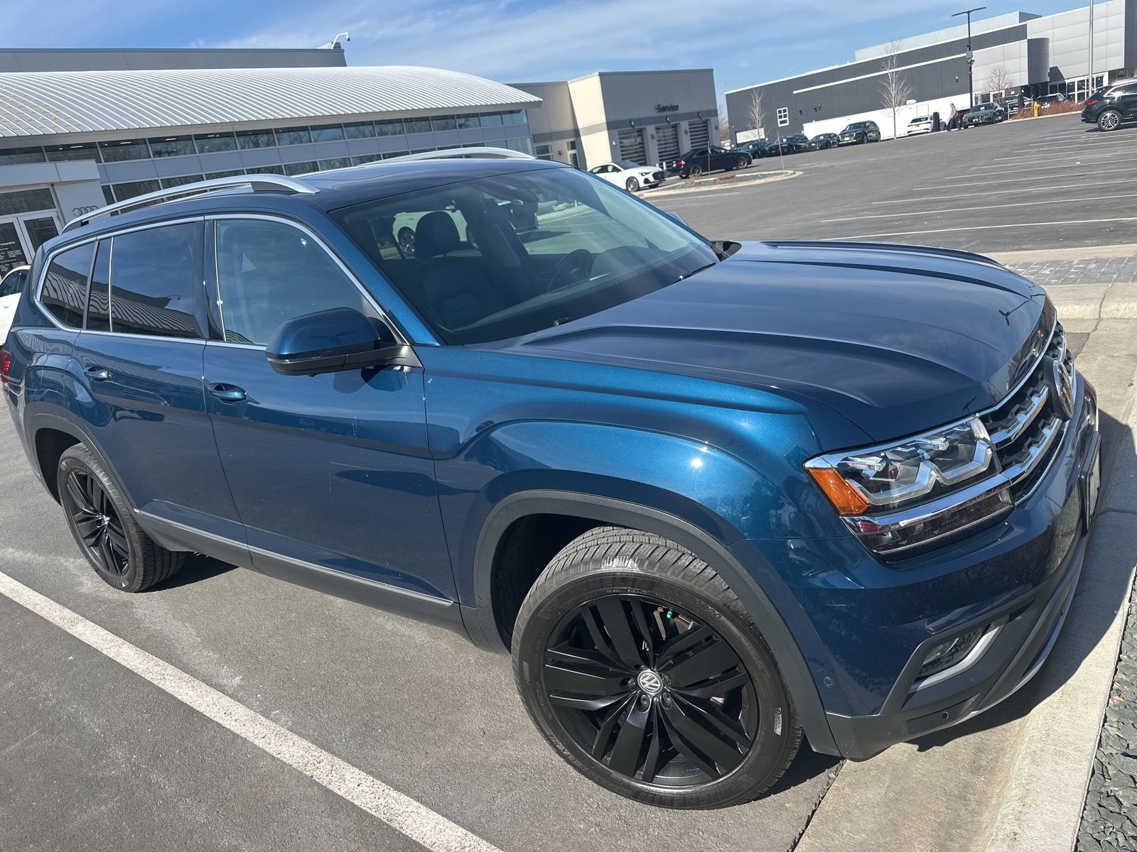 Thumbnail: 2019 Volkswagen Atlas - 1