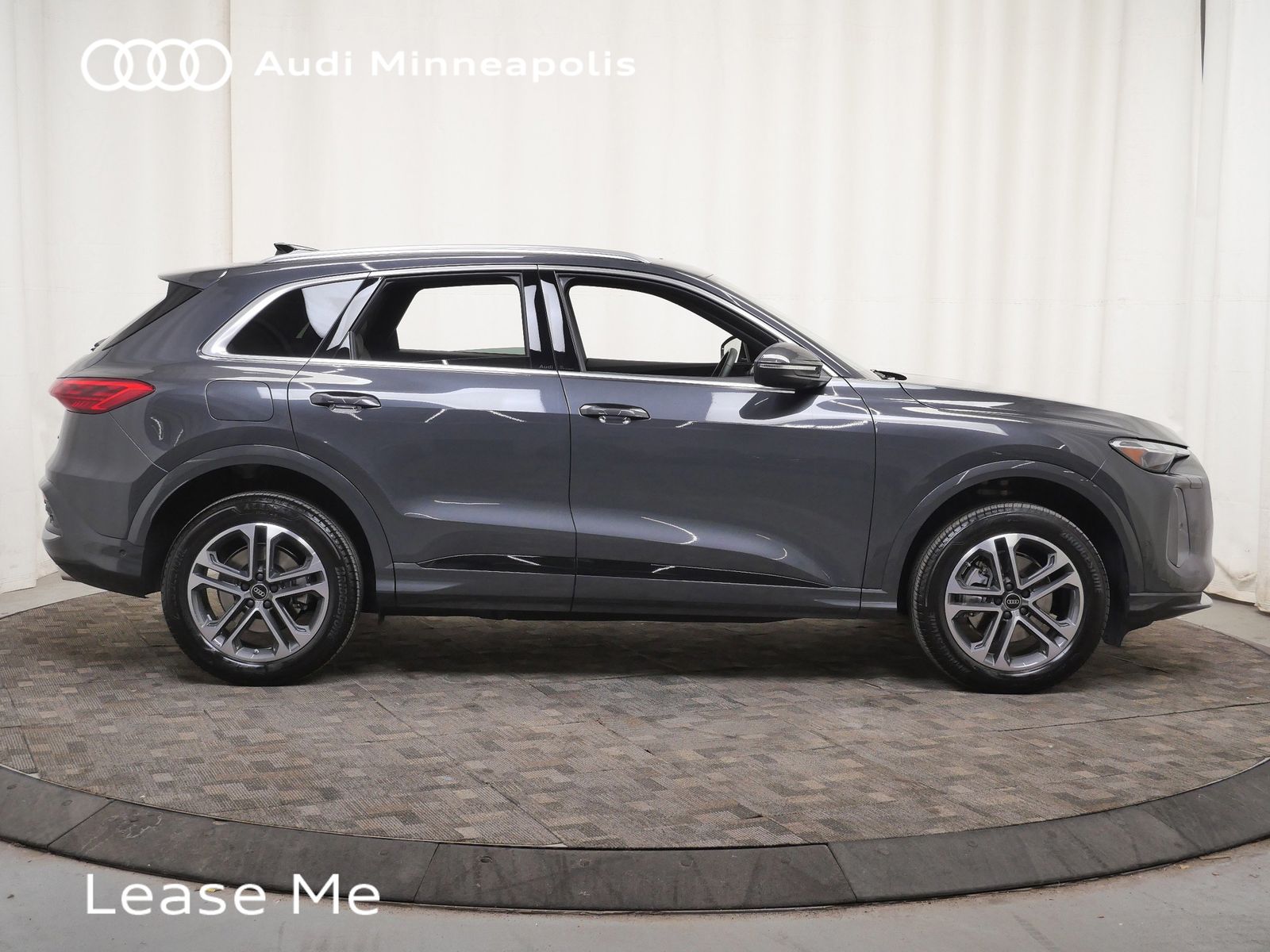 Thumbnail: 2025 Audi Q5 - 9