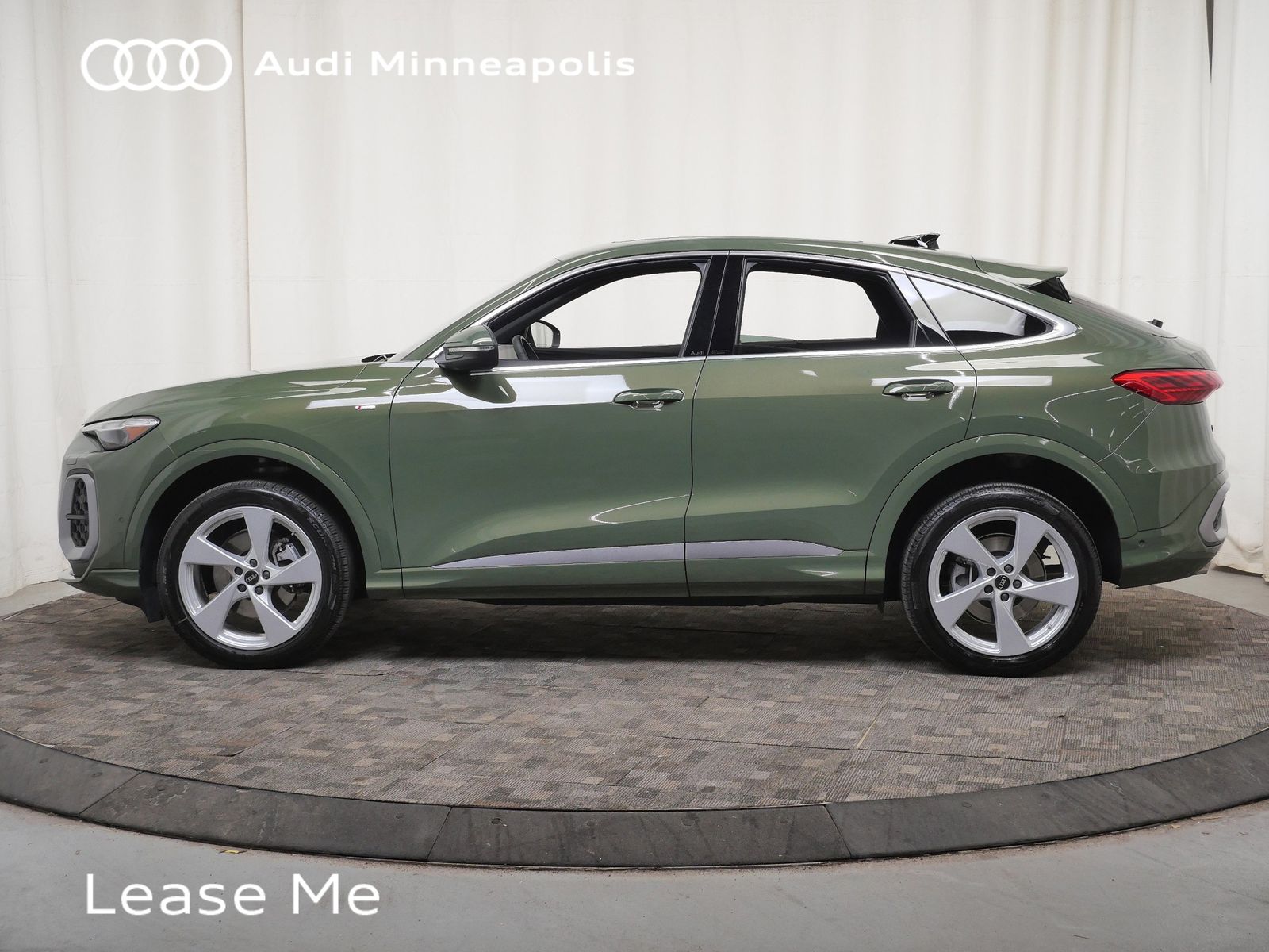 Thumbnail: 2025 Audi Q5 - 3