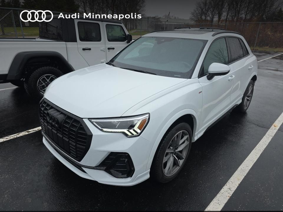 Thumbnail: 2023 Audi Q3 - 1