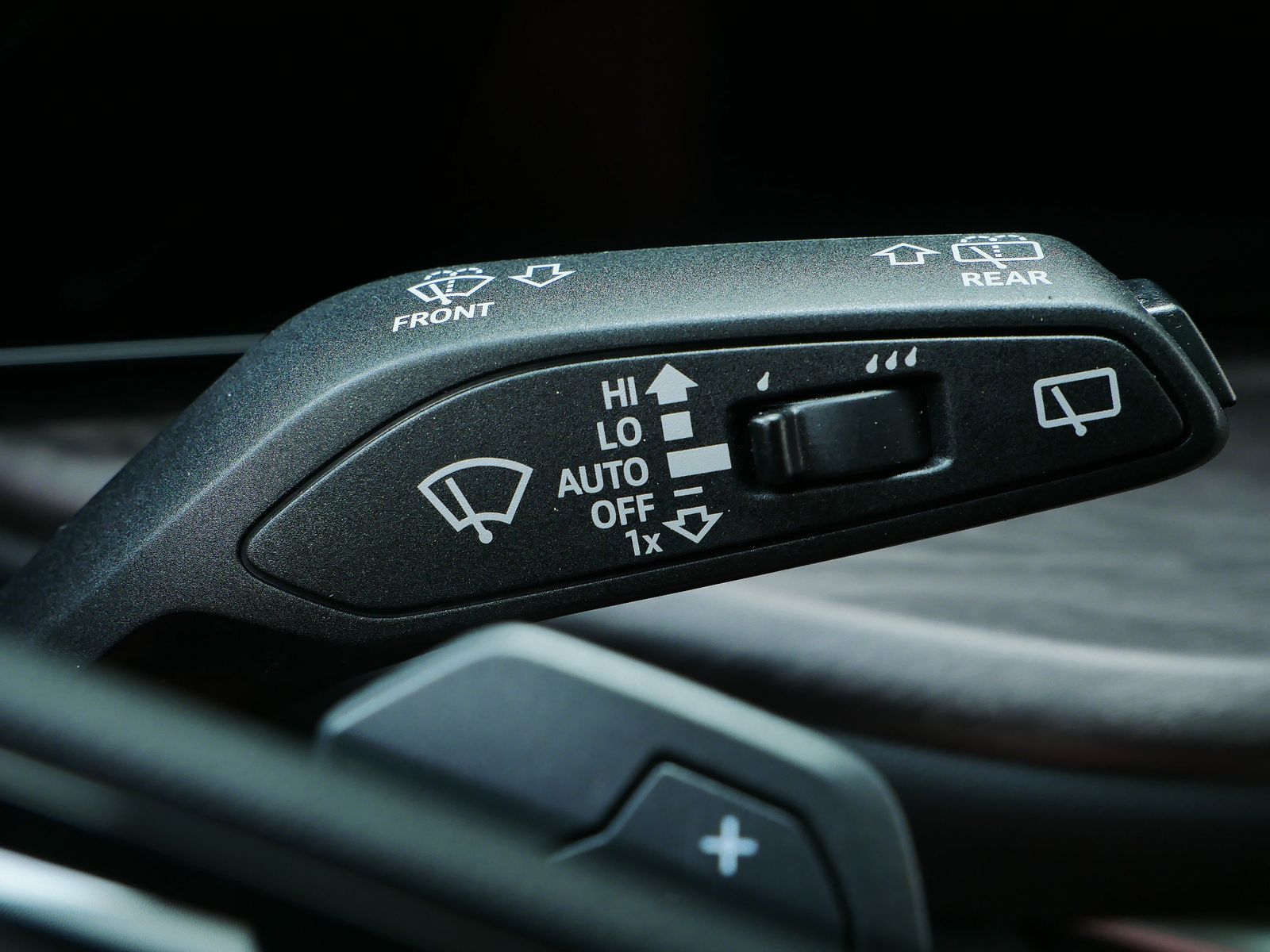 Thumbnail: 2025 Audi Q5 - 15