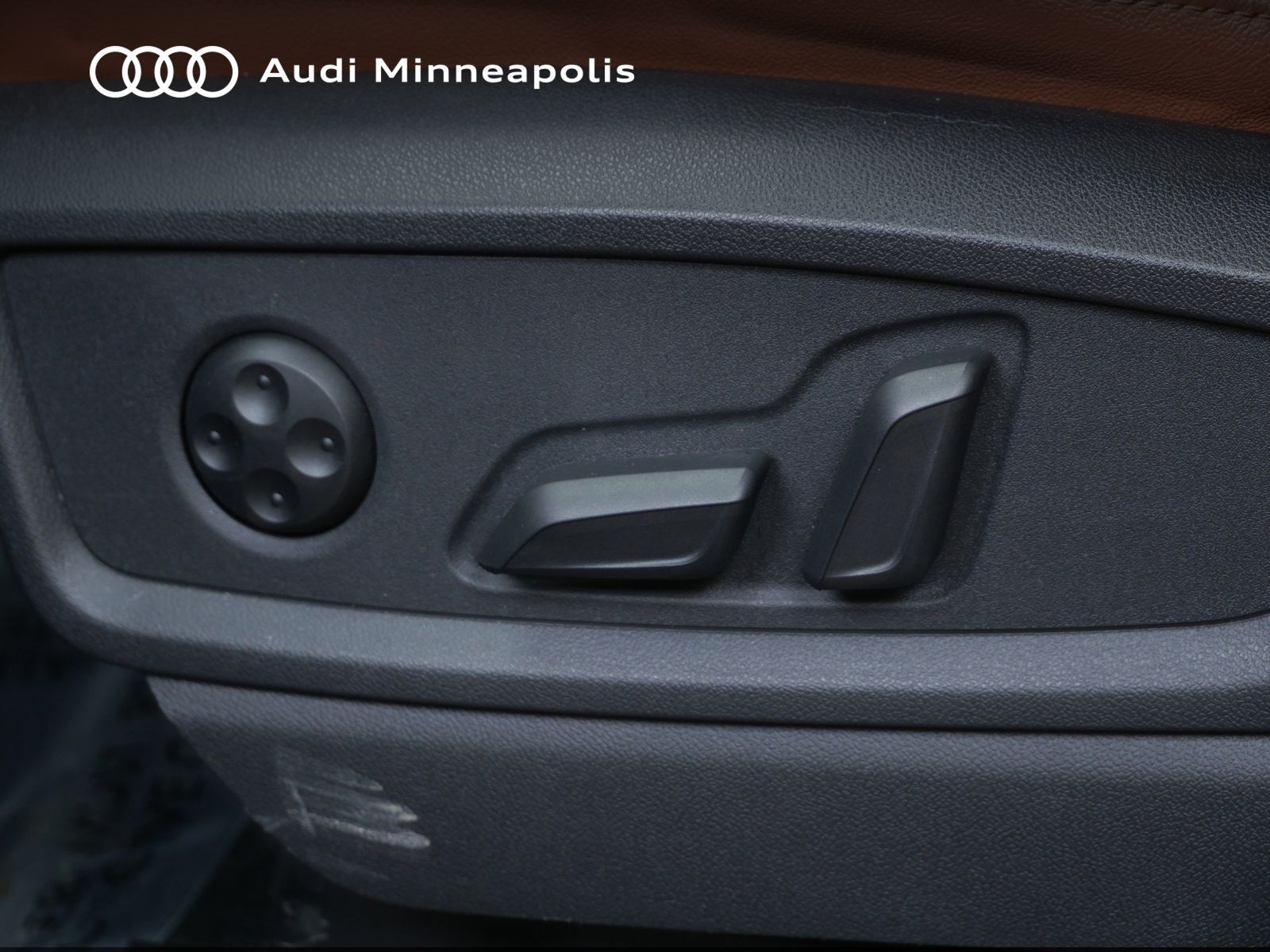 Thumbnail: 2023 Audi Q5 - 14