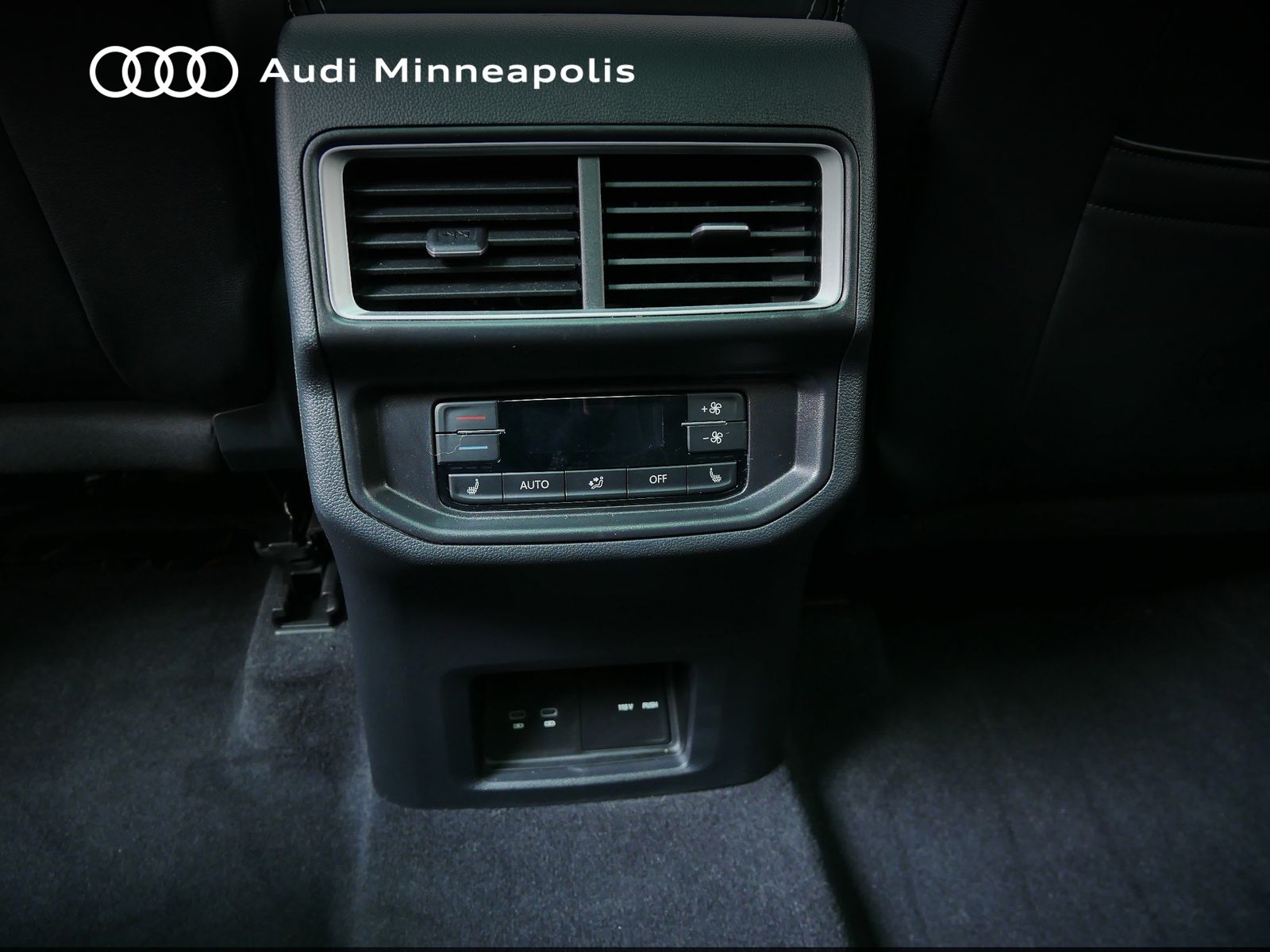 Thumbnail: 2024 Volkswagen Atlas - 16