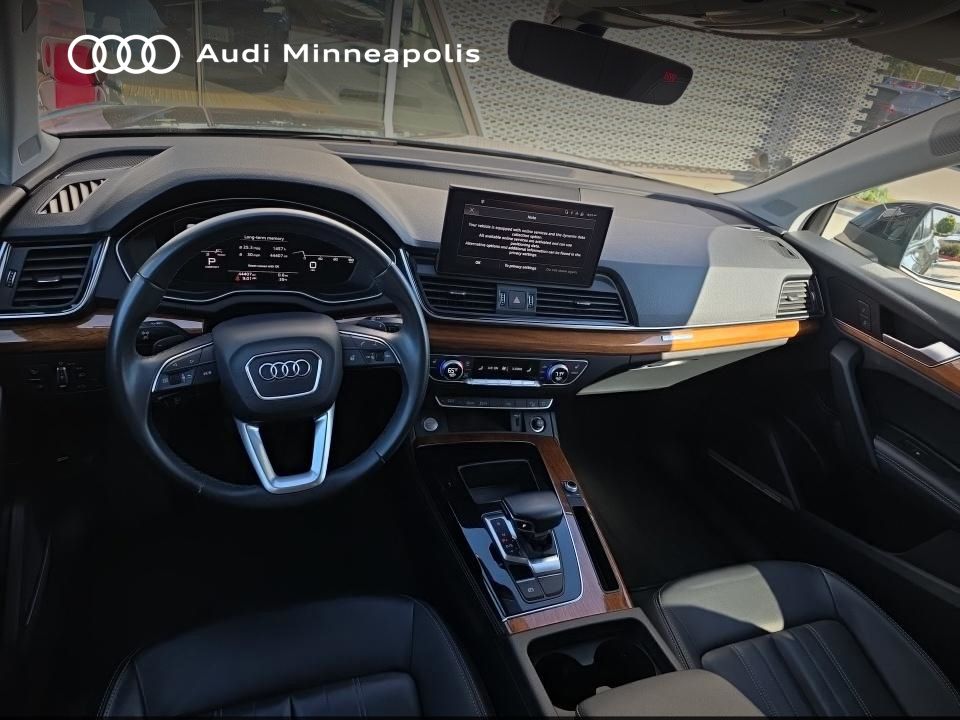 Thumbnail: 2023 Audi Q5 - 12