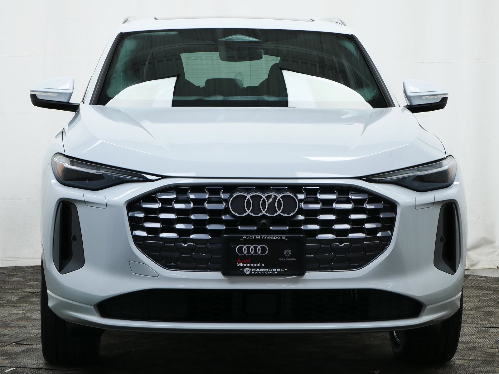 Thumbnail: 2025 Audi Q5 - 9