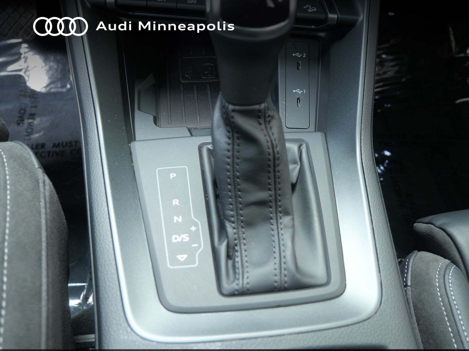 Thumbnail: 2023 Audi Q3 - 21