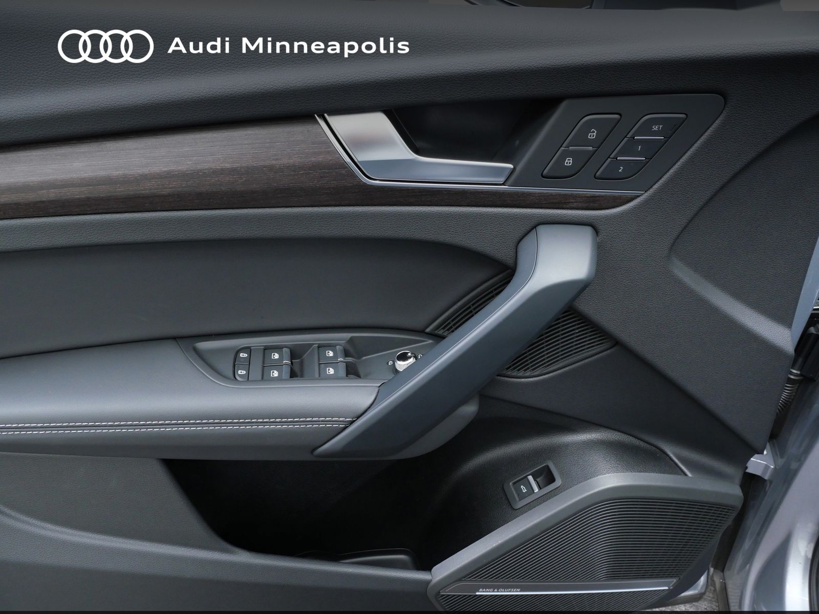 Thumbnail: 2025 Audi Q5 - 21