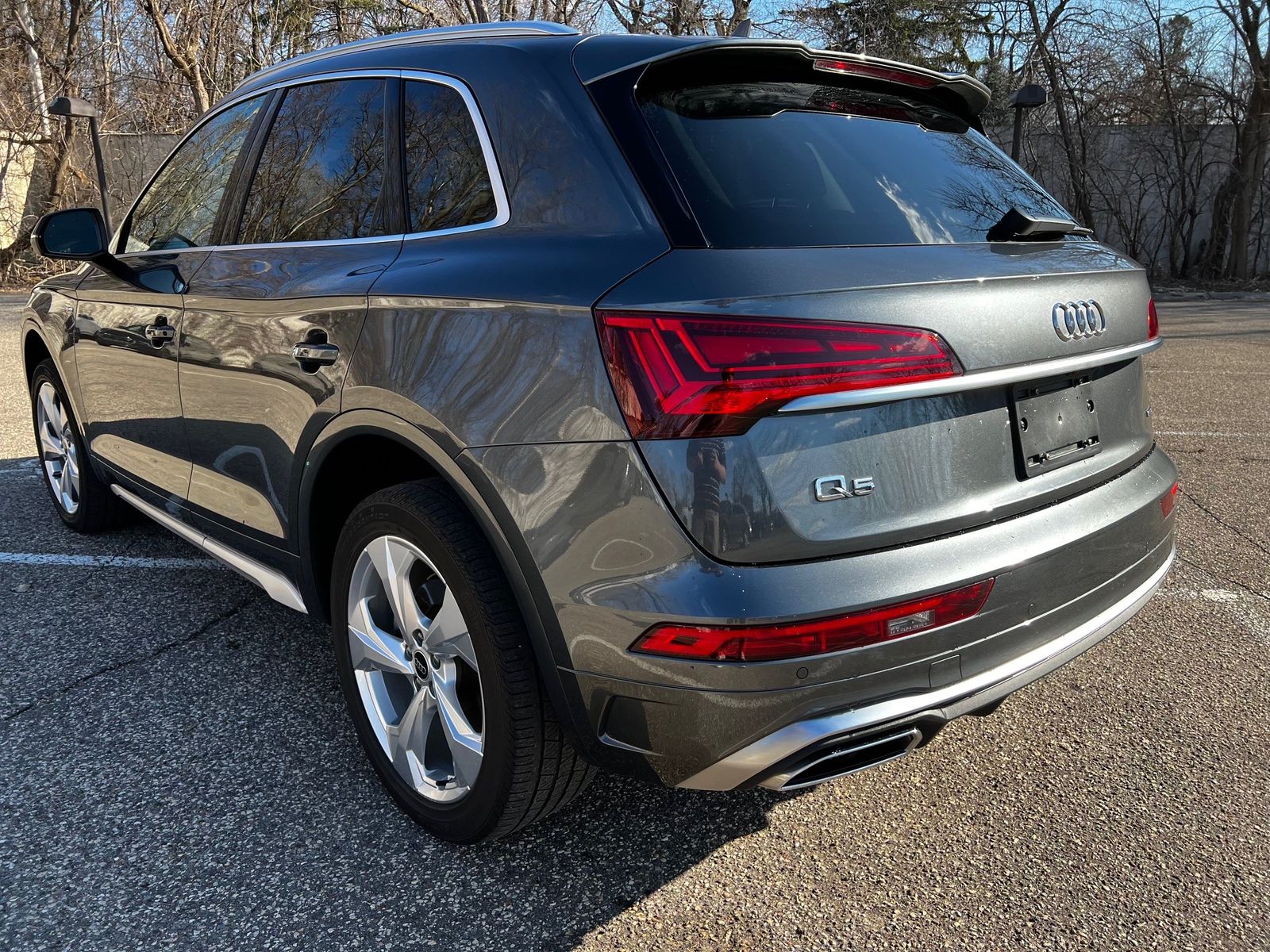 Thumbnail: 2023 Audi Q5 - 5