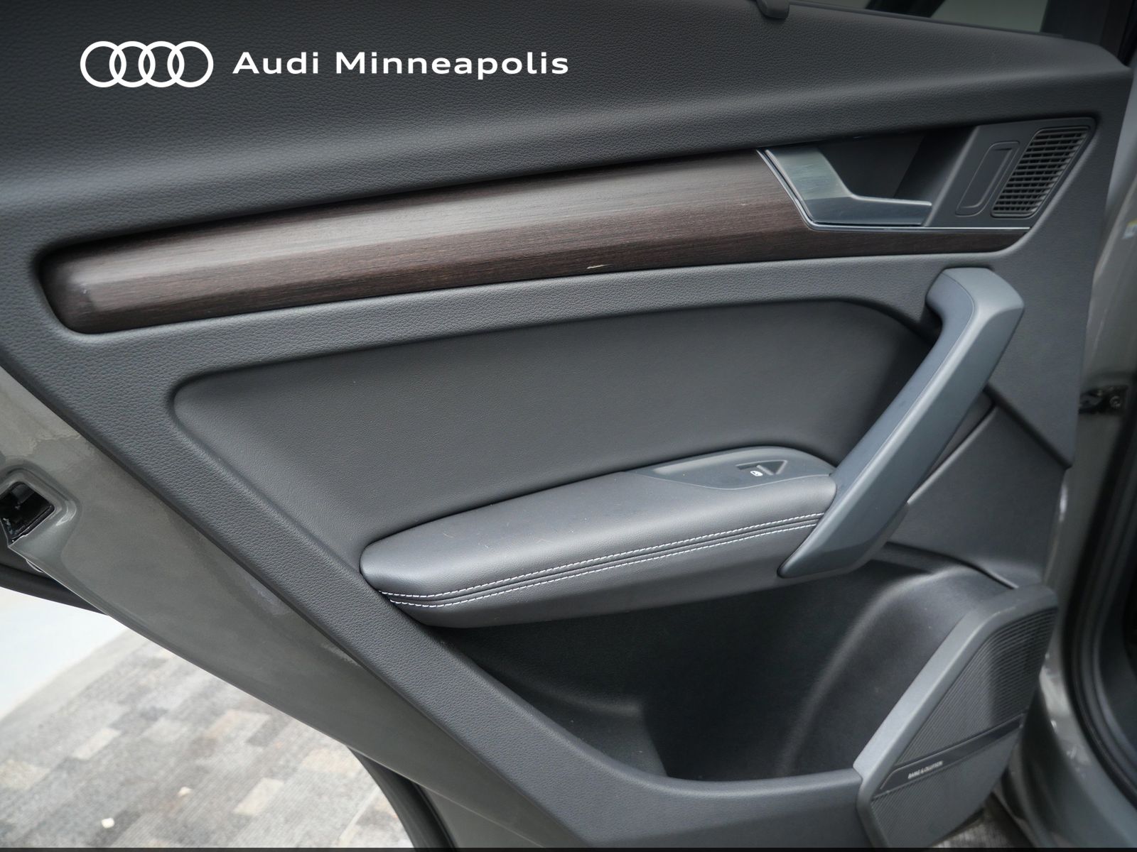 Thumbnail: 2023 Audi Q5 - 14