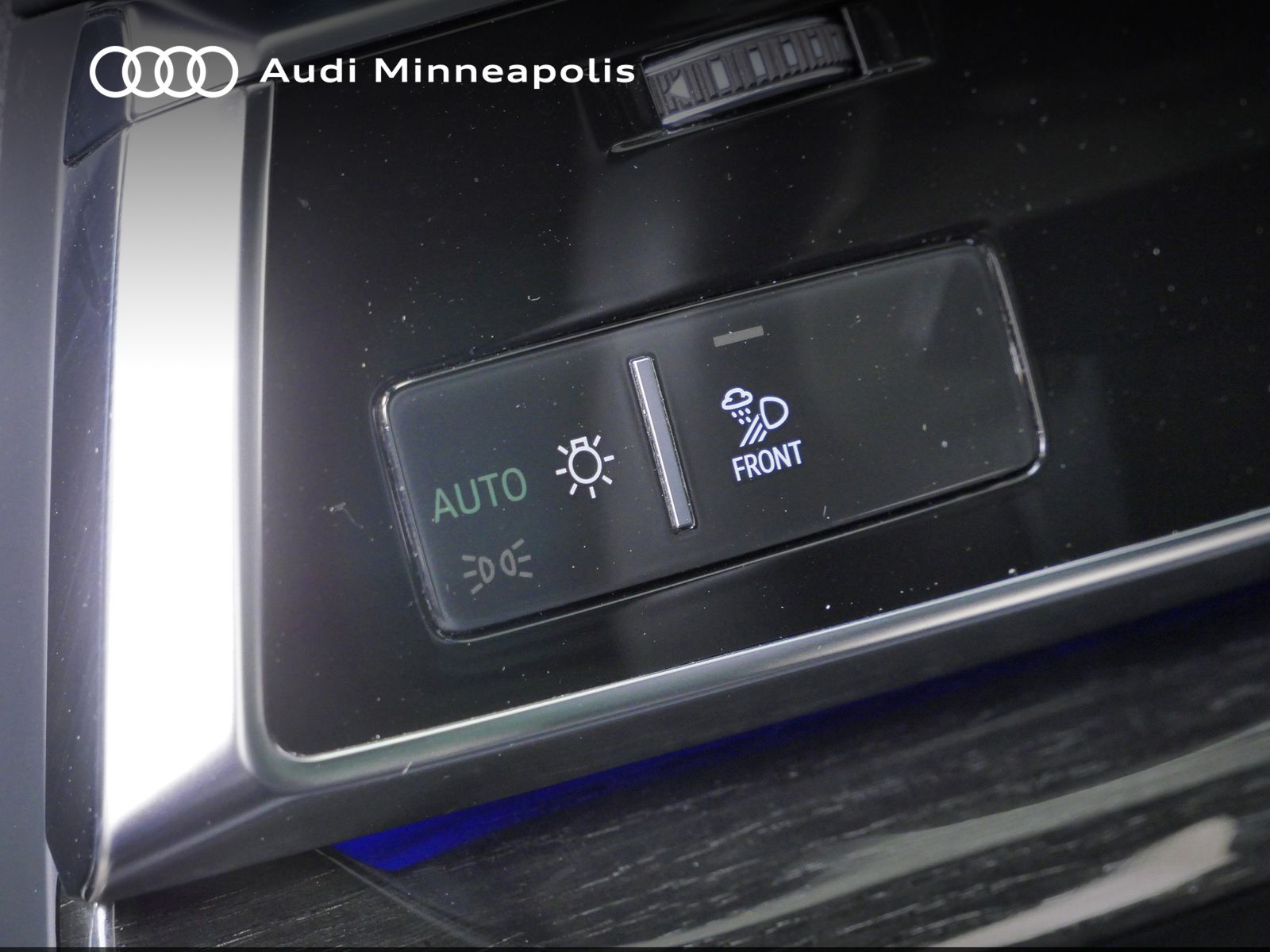 Thumbnail: 2023 Audi Q7 - 21