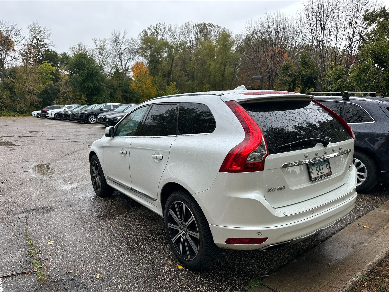Thumbnail: 2015 Volvo XC60 - 3