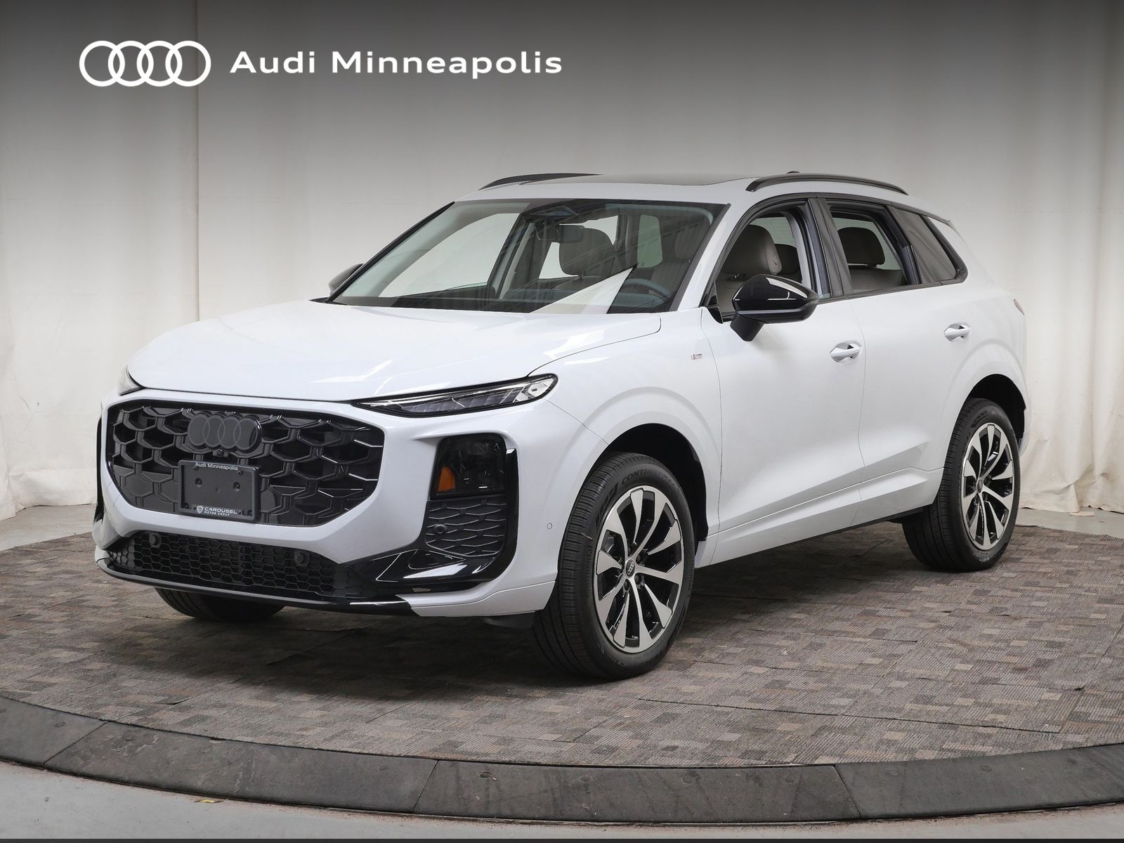 2026 Audi Q3 S line quattro's photo