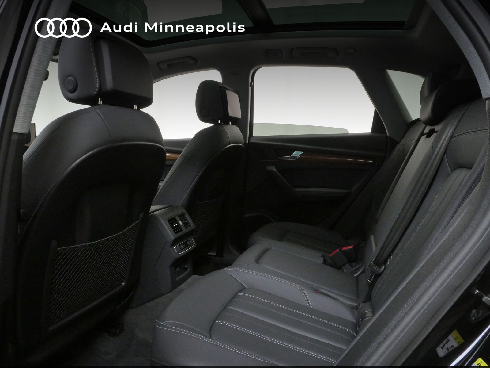 Thumbnail: 2023 Audi Q5 - 17