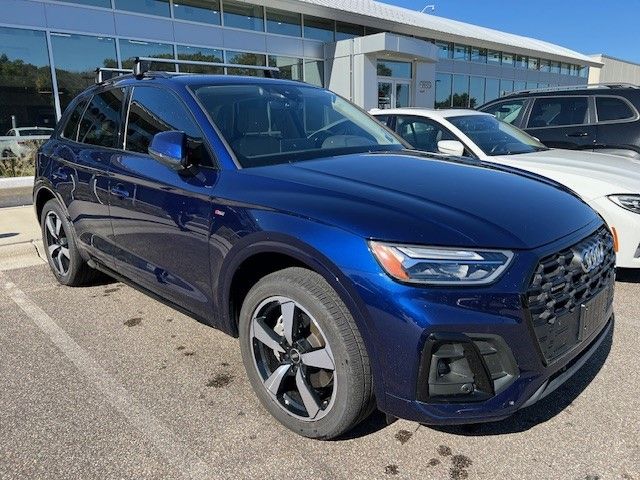 2022 Audi Q5 e Premium Plus -
                Golden Valley, MN