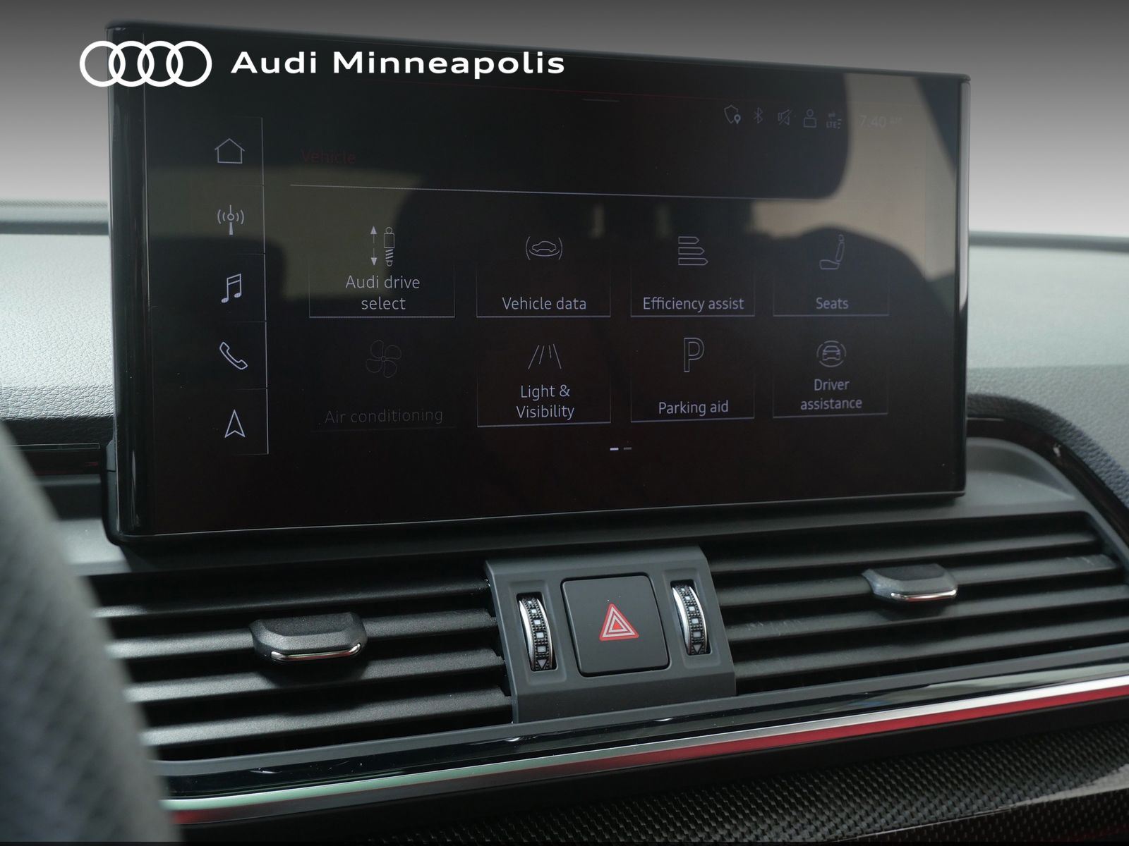 Thumbnail: 2023 Audi SQ5 - 26