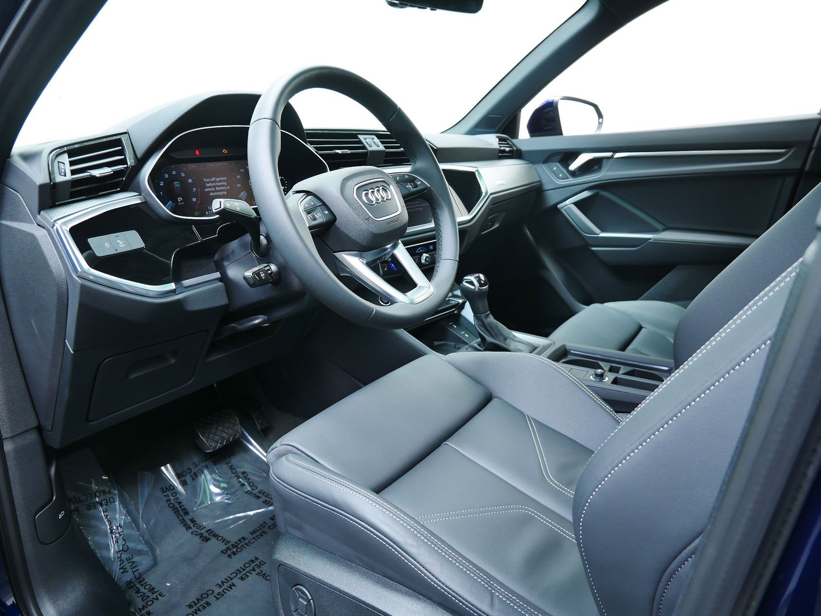 Thumbnail: 2025 Audi Q3 - 2