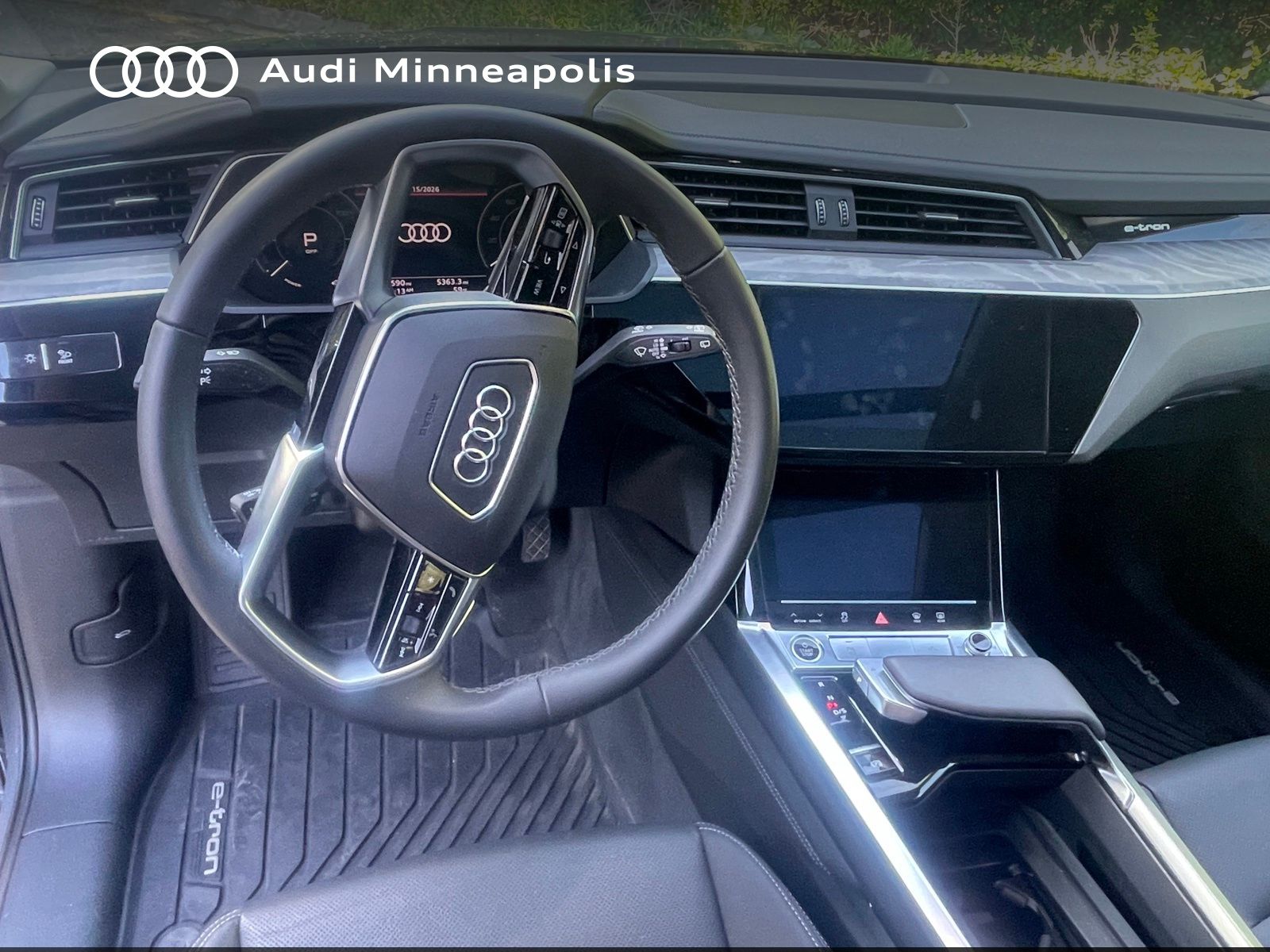 Thumbnail: 2024 Audi Q8 e-tron - 16