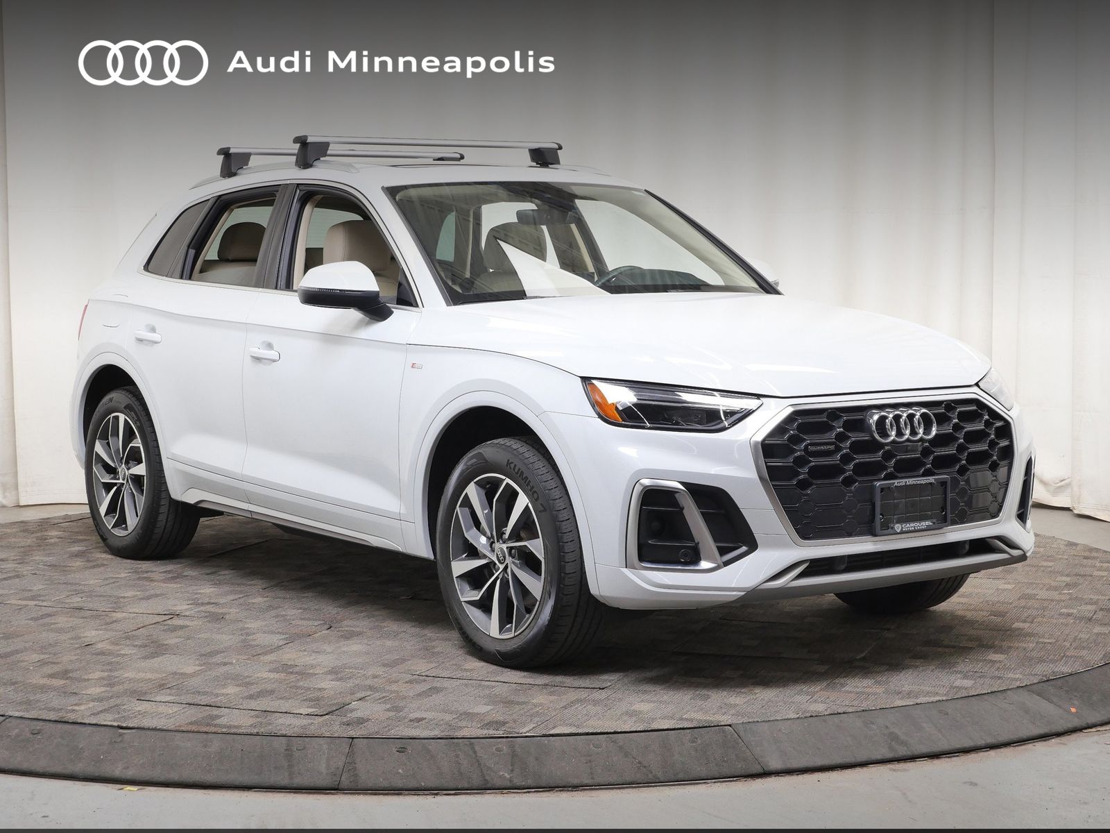 Thumbnail: 2023 Audi Q5 - 11