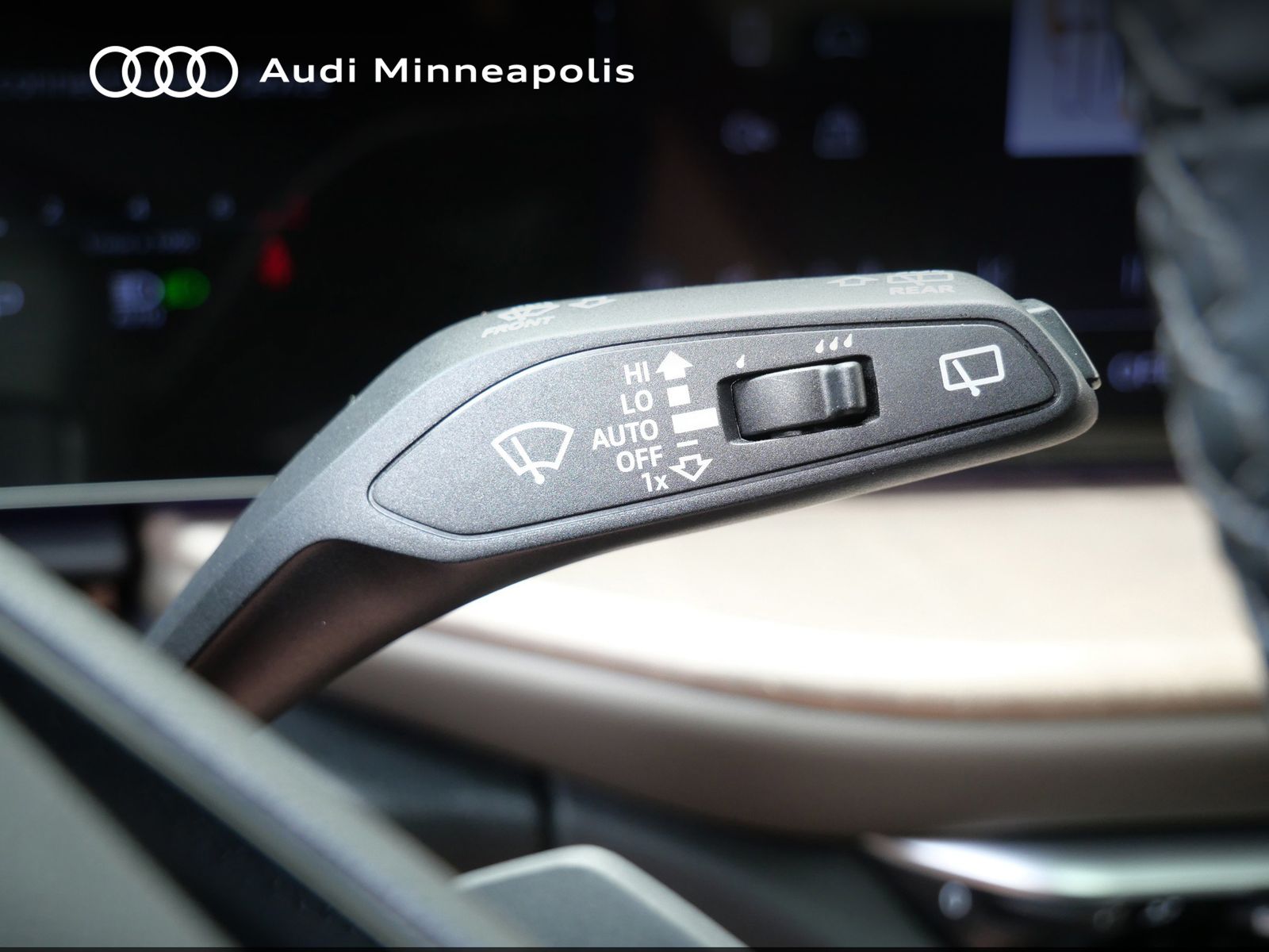 Thumbnail: 2025 Audi Q5 - 30