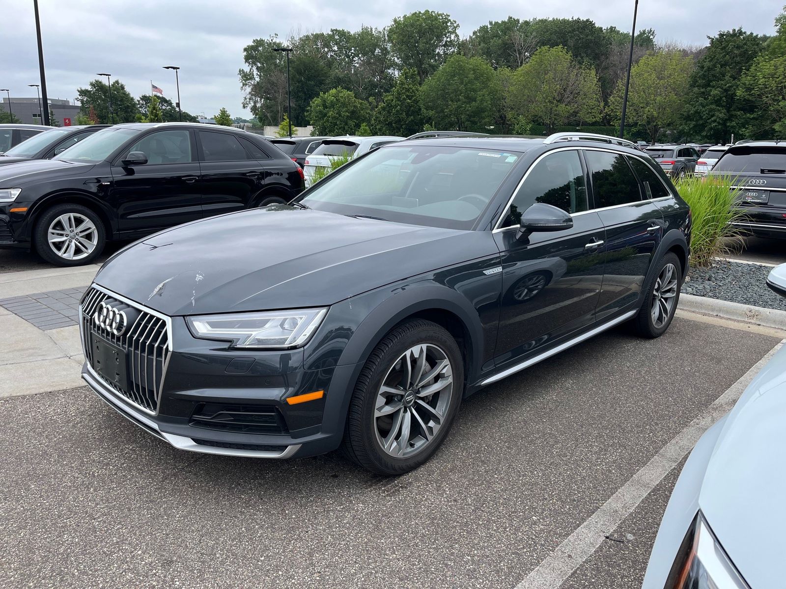 Used 2018 Audi allroad Premium Plus with VIN WA18NAF45JA197807 for sale in Minneapolis, Minnesota