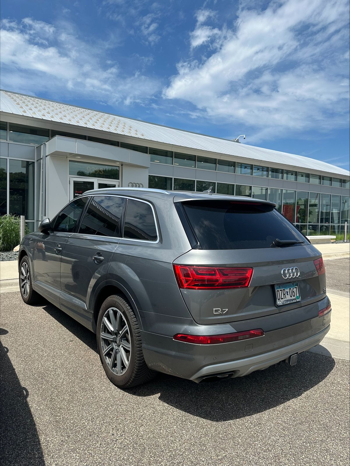 Thumbnail: 2017 Audi Q7 - 4