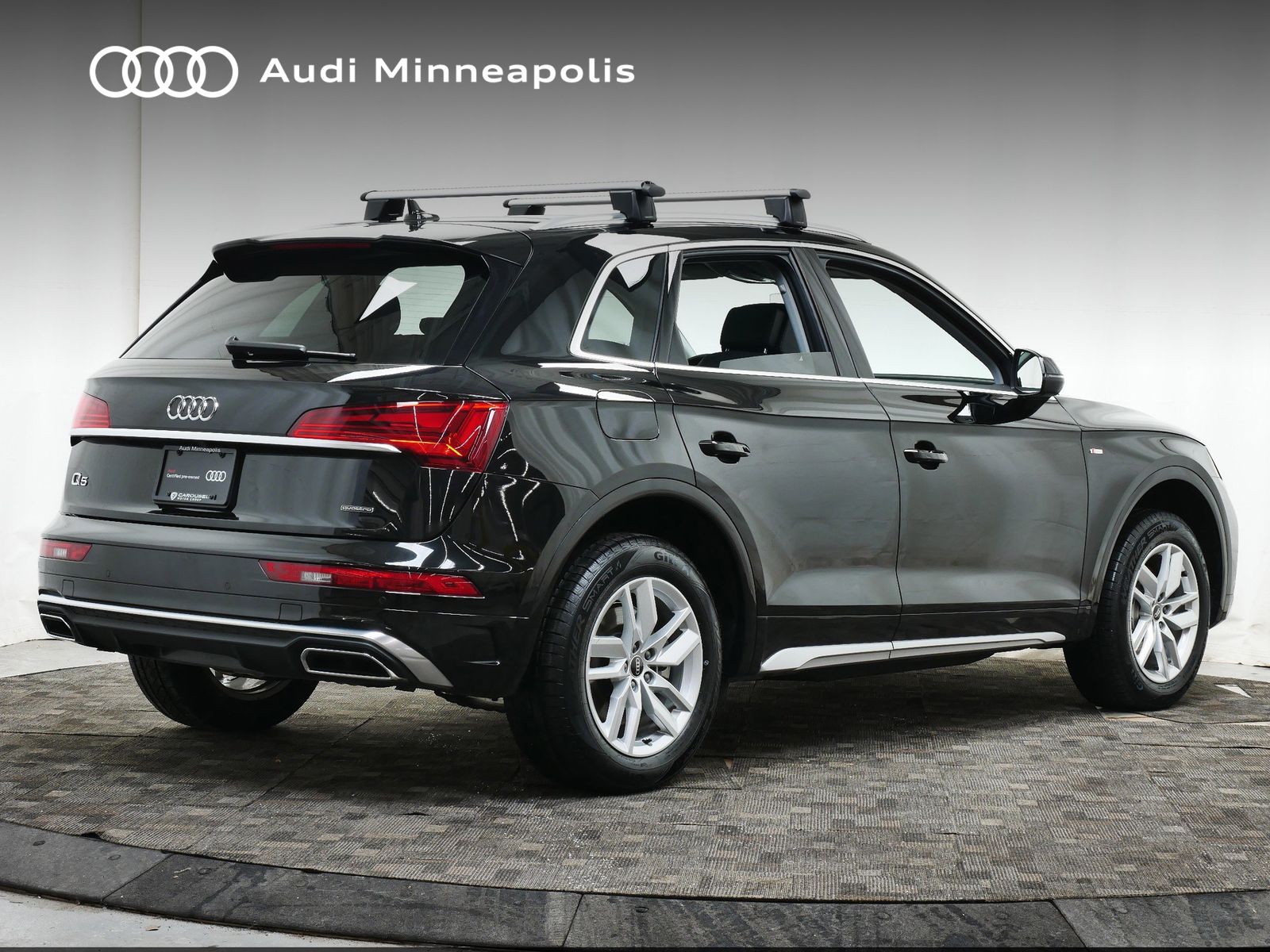 Thumbnail: 2023 Audi Q5 - 8