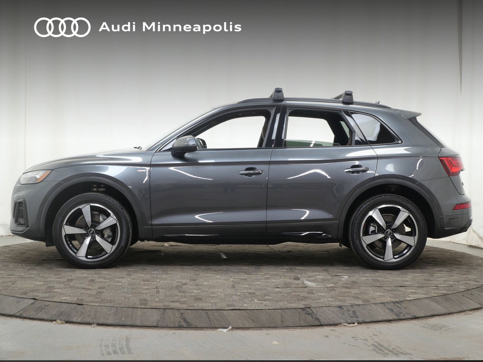 Thumbnail: 2023 Audi Q5 - 3