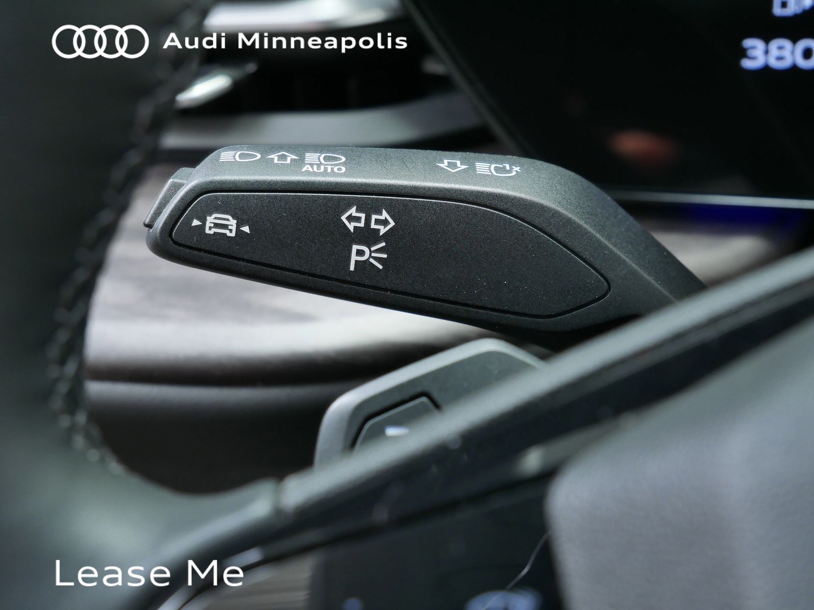 Thumbnail: 2025 Audi Q5 - 23