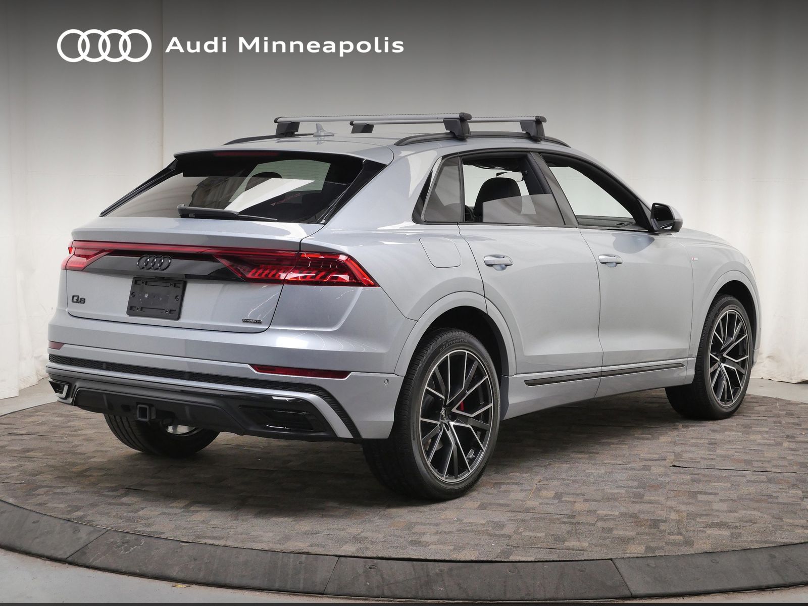 Thumbnail: 2023 Audi Q8 - 7