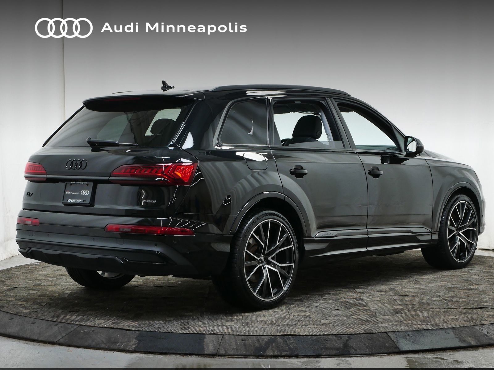 Thumbnail: 2023 Audi Q7 - 8