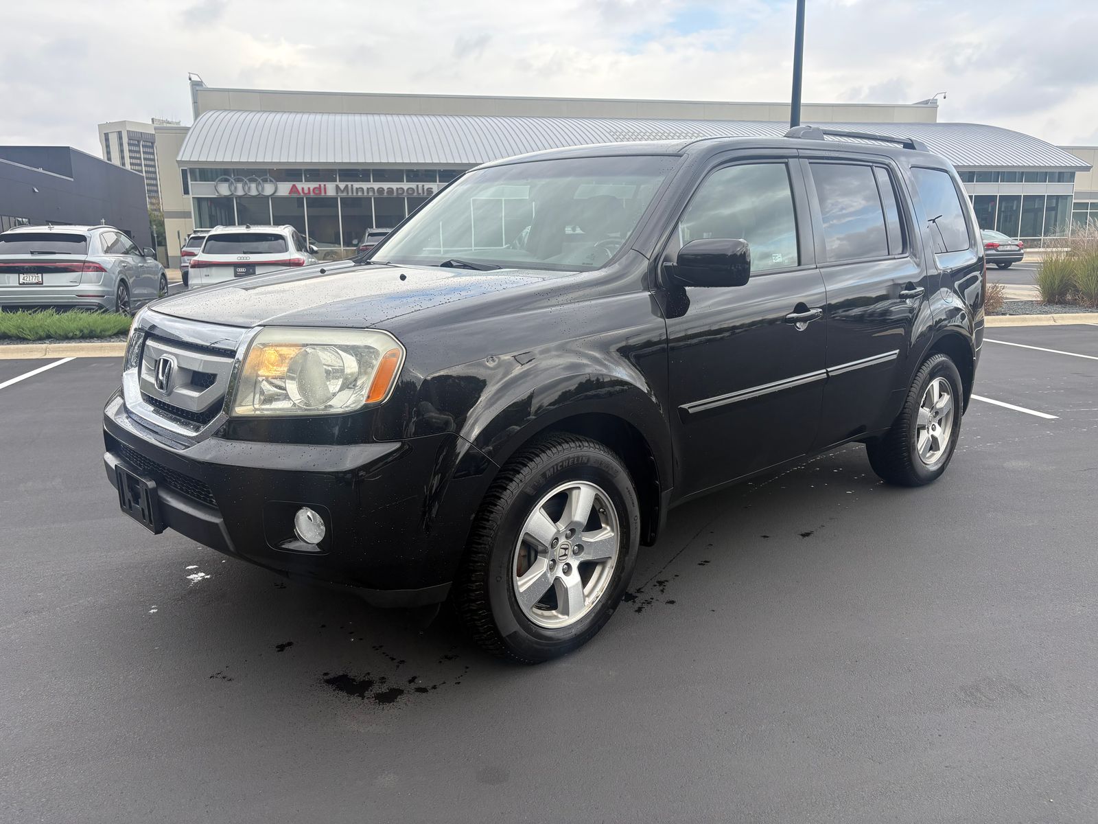 Thumbnail: 2011 Honda Pilot - 1