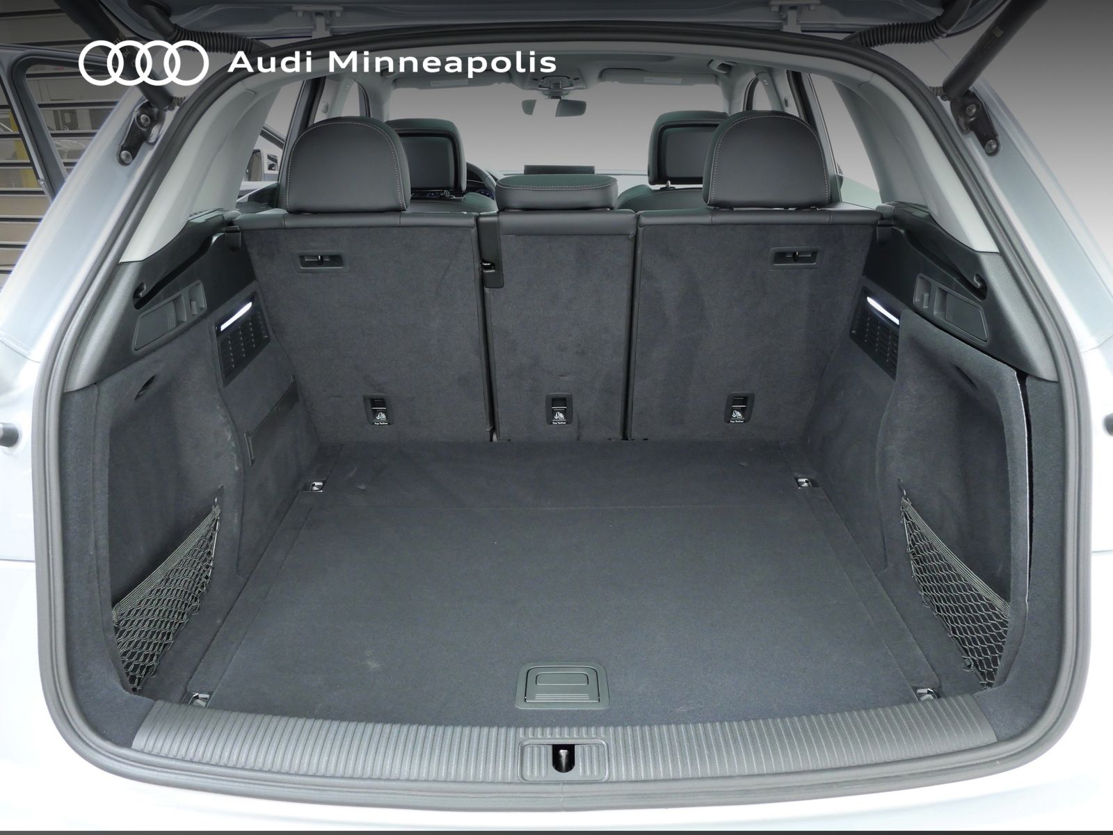 Thumbnail: 2025 Audi Q5 - 20