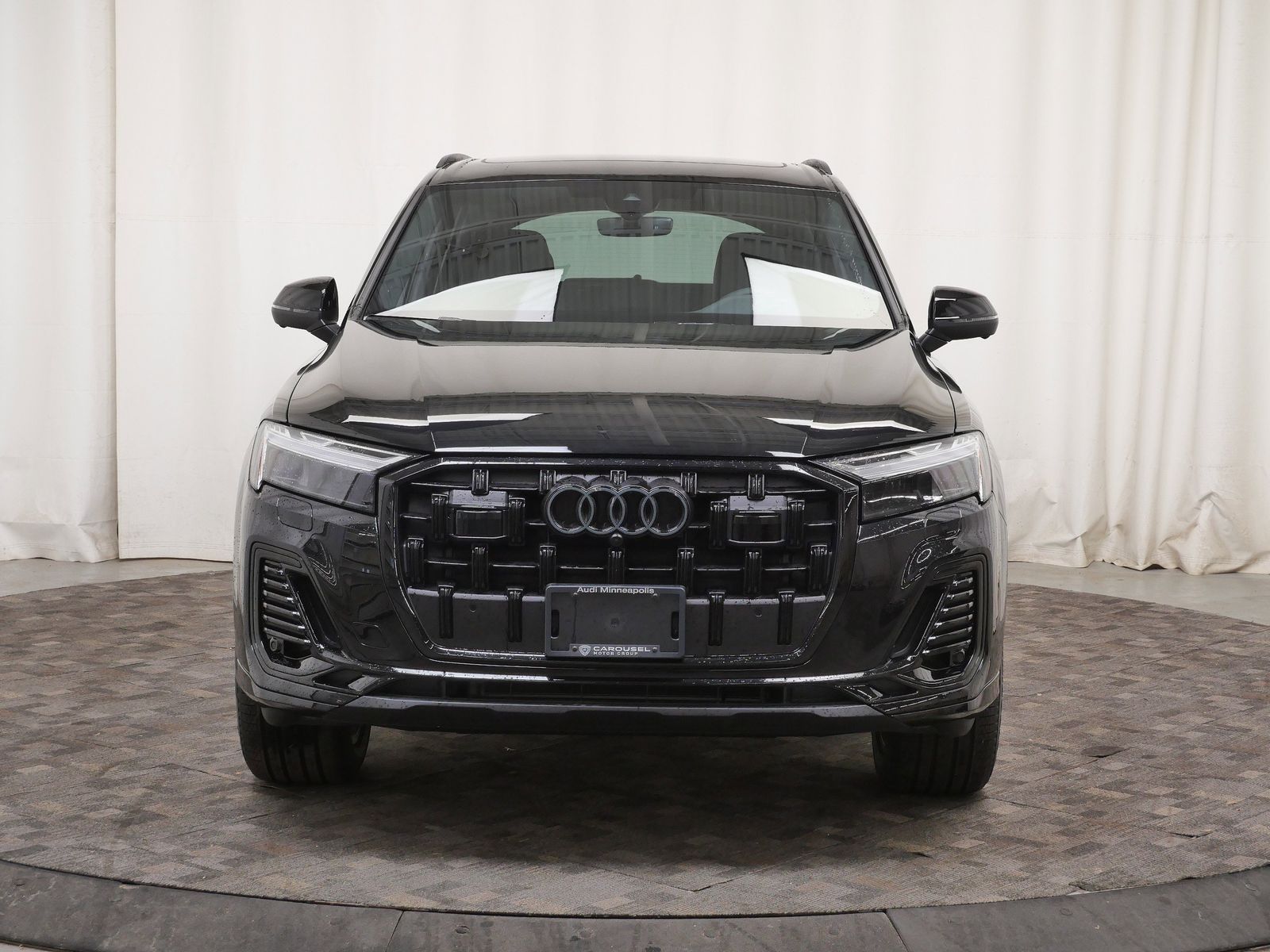 Thumbnail: 2026 Audi Q7 - 9