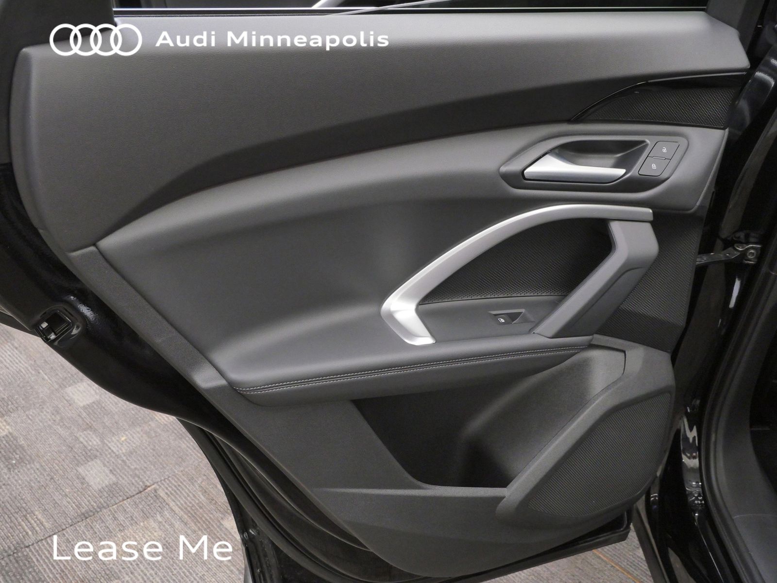 Thumbnail: 2025 Audi Q5 - 14