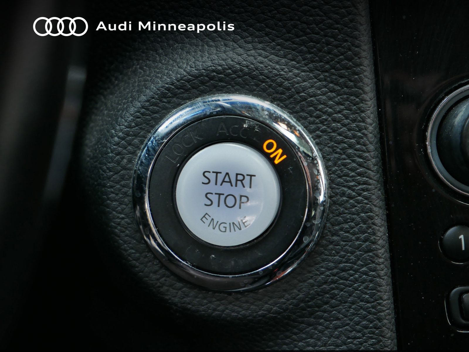 Thumbnail: 2015 INFINITI QX70 - 30