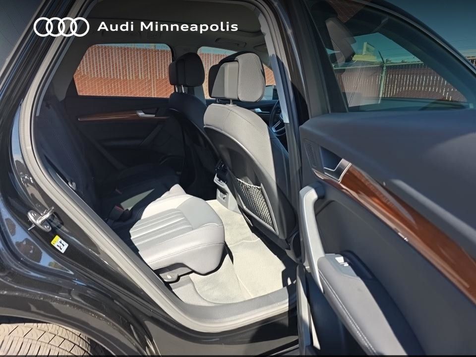 Thumbnail: 2023 Audi Q5 - 18