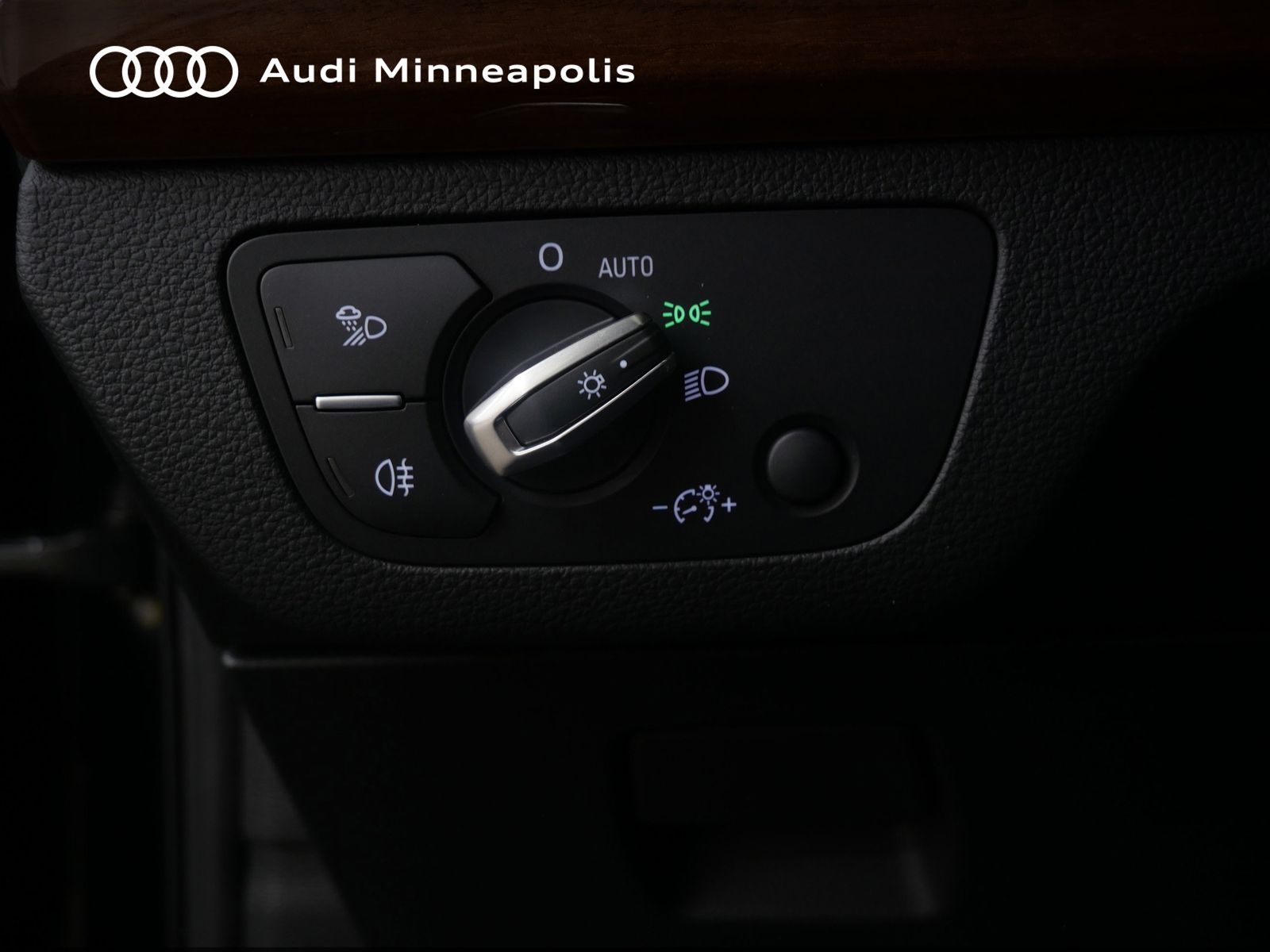 Thumbnail: 2023 Audi Q5 - 18