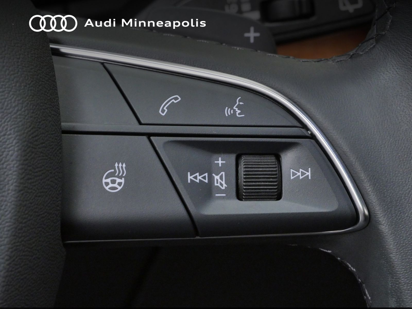 Thumbnail: 2023 Audi Q5 - 24