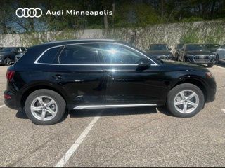 Thumbnail: 2023 Audi Q5 - 9