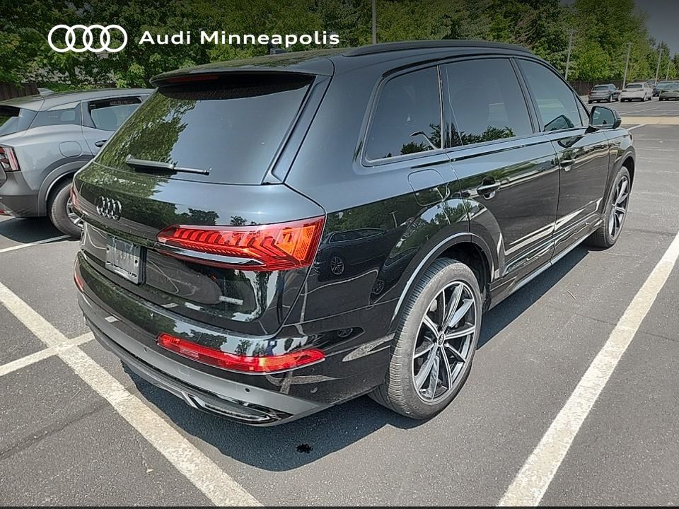 2022 Audi Q7 Premium Plus 10