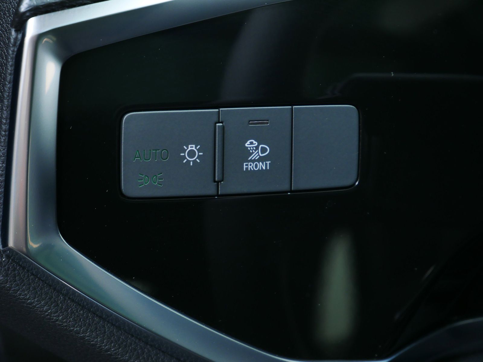 Thumbnail: 2025 Audi Q3 - 14