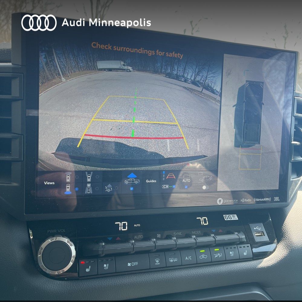 Thumbnail: 2023 Toyota Tundra - 16