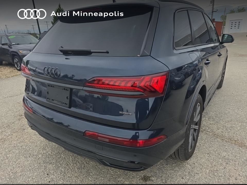 Thumbnail: 2023 Audi Q7 - 5