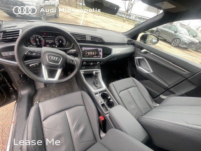 Thumbnail: 2025 Audi Q3 - 2