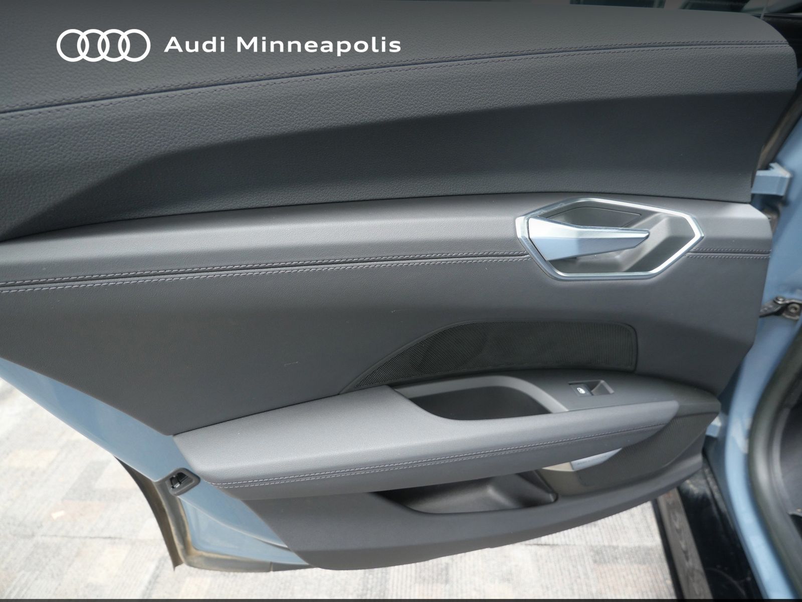 Thumbnail: 2023 Audi e-tron GT - 14