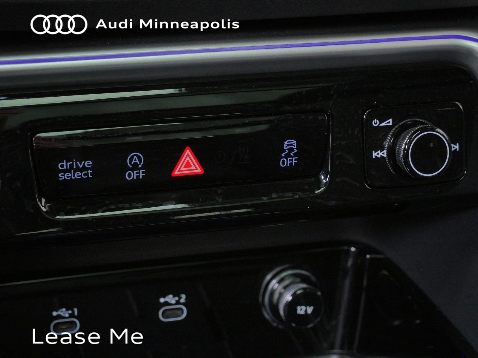 Thumbnail: 2025 Audi Q5 - 30