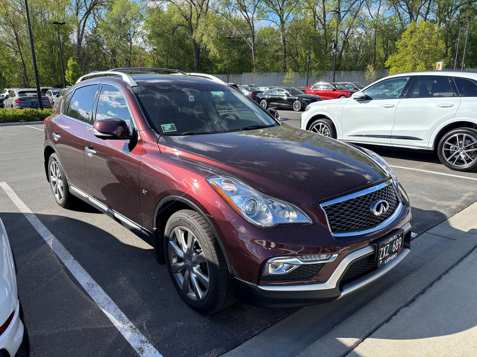 2016 INFINITI QX50 Base -
                  Golden Valley, MN