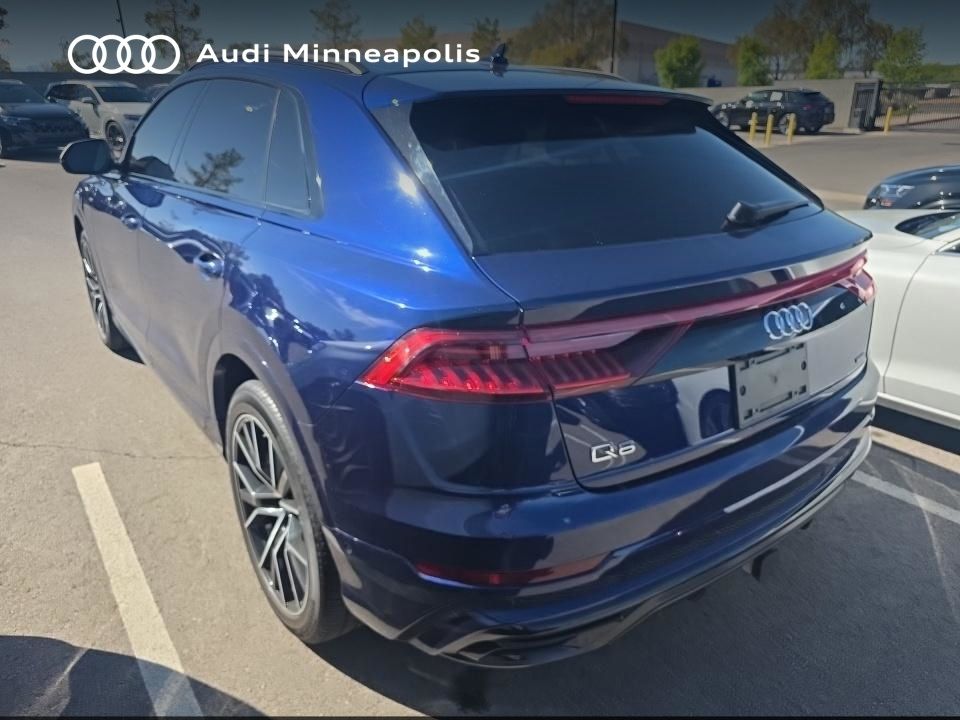 Thumbnail: 2023 Audi Q8 - 9