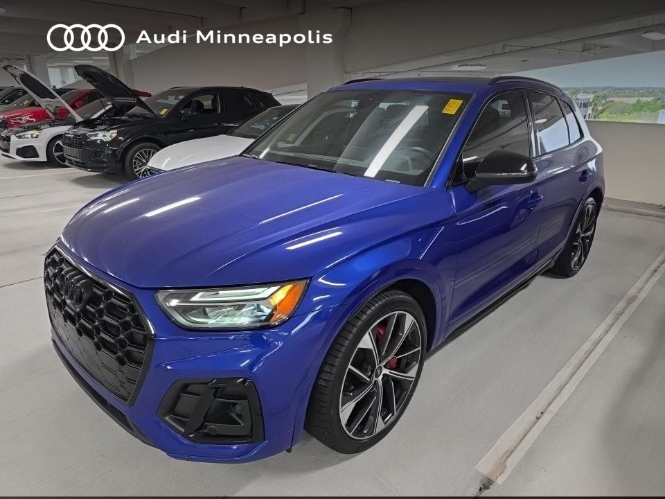 Thumbnail: 2023 Audi SQ5 - 1